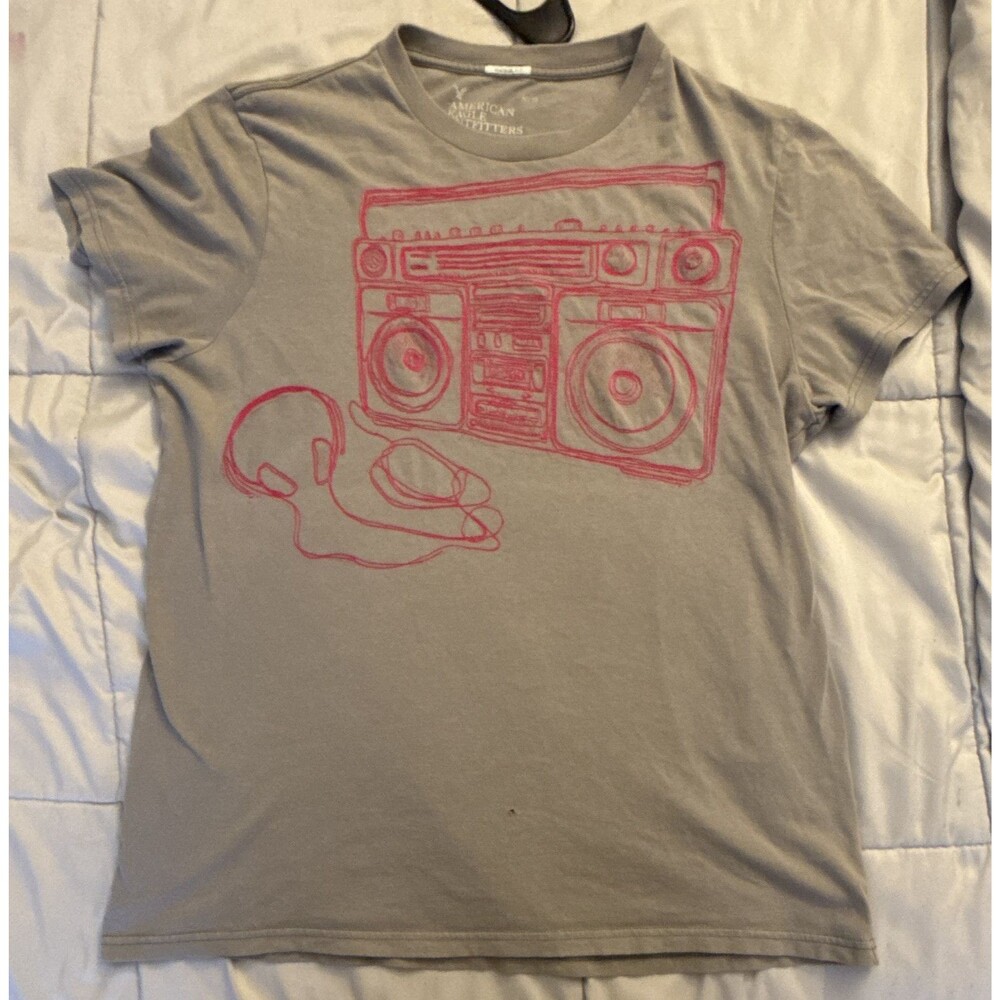 American Eagle Outfitters Womenās Vintage Fit Gray Music Graphic T-Shirt XL